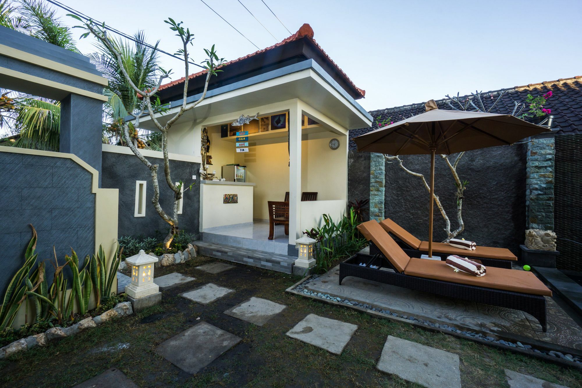 Seaweed Guesthouse Nusa Lembongan  Exterior photo